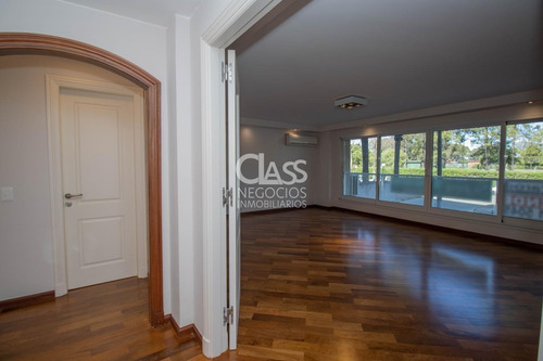 Imagen 12 de 30 de Venta Apartamento En Punta Carreta, Frente Al Club De Golf.