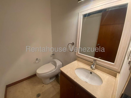 Alquiler De Apartamento, Mls #25-24988. Ycl.