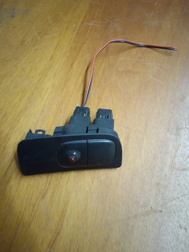 Boton Indicador De Alarma - Tablero - Inf Izq Kia Sportage