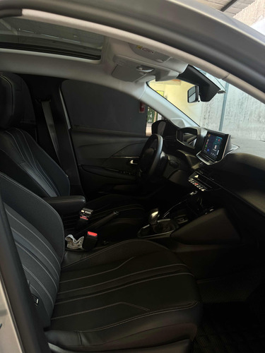 Peugeot 208 1.6l Feline Tiptronic