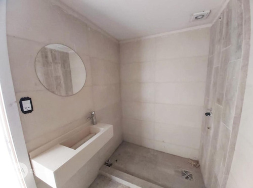 Imagen 9 de 16 de Departamento De Un Dormitorio Con Vista Parcial Al Río En Pto Norte