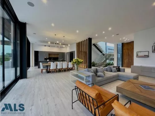 Estrena. ¡imponente Y Perfecta! Piscina, Jacuzzi,...(mls#242405)