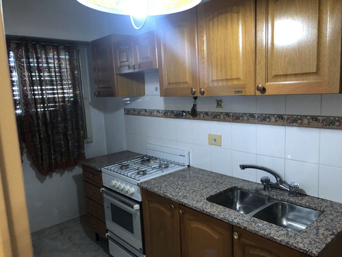Imagen 5 de 15 de Departamento En Venta En Mataderos