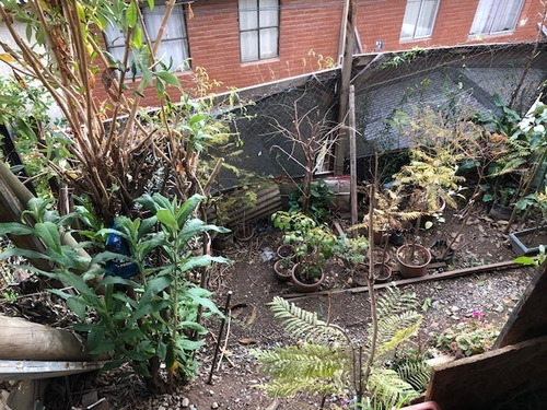 Casa Muy Bien Tenida / Cerro 18 Sur