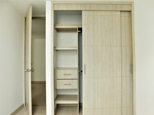 Imagen 10 de 12 de Apartamento En Venta En Prados De Sabaneta