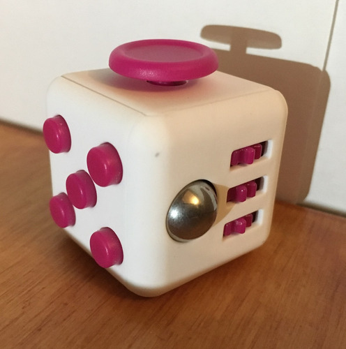 Fidget Cube - Rosa Con Blanco