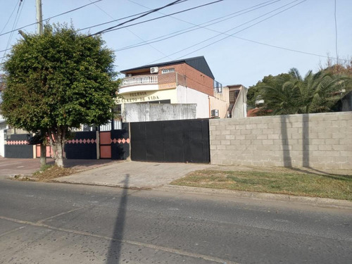 Casa En Venta - 1 Dormitorio 1 Baño - Cochera - 497mts2 - Villa Ballester