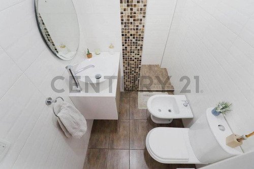 Venta Ph Tres Ambientes, Entrada Indepeniente. Villa Maipú, San Martín.
