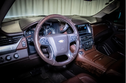 Chevrolet Suburban 5.3 Ltz 4x4 Mt