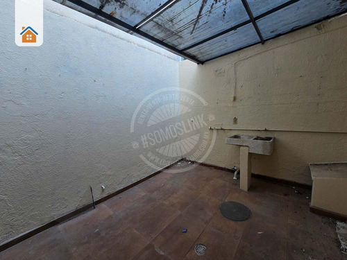 Casa En Venta Con Uso De Suelo Mixto En Ladron De Guevara Guadalajara Jalisco.
