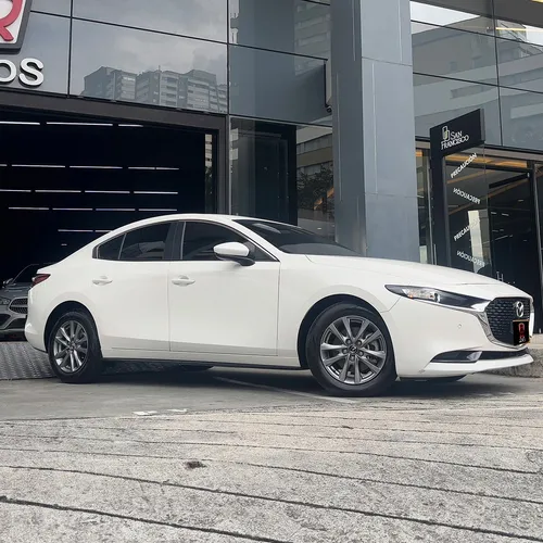 Mazda 3 MEHV TOURING
