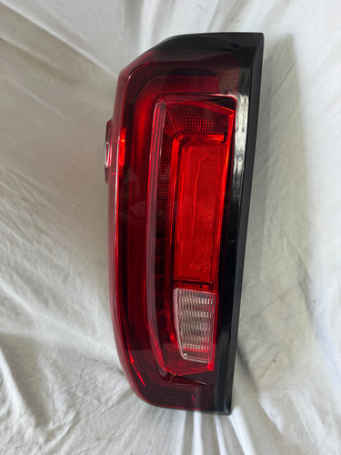 Calavera Gmc Sierra Denali 2019 2020 2021 2022 2023 Izquierdo/conductor Rojo (Usado)