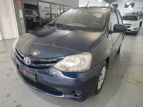 Toyota Etios 1.5 Xs