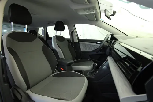 Volkswagen Taos 1.4 Tsi Trendline At