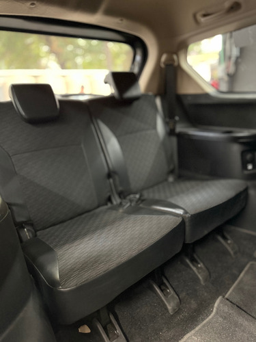 Suzuki ertiga xl7 1.5 Glx At