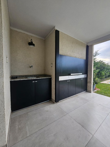 Venta De Casa De 3 Dormitorio En Don Mateo