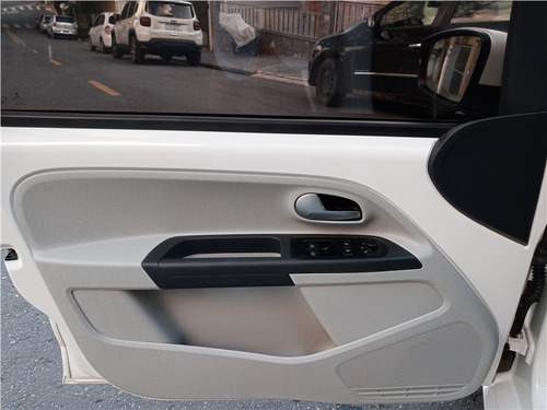 Imagem 10 de 13 de Volkswagen Up 1.0 Tsi Move Up 12v Flex 4p Manual