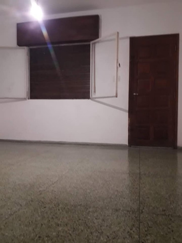 Venta - Casas De 2 Dormitorios En Un Mismo Padrón - Ref. #950