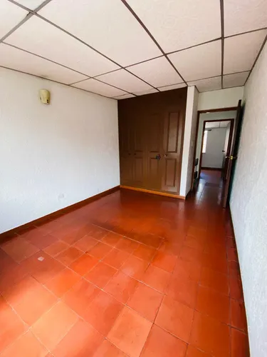 Vendo Casa Unifamiliar De Dos Pisos Barrio Los Alamos