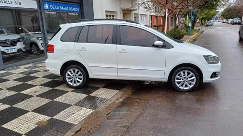 Volkswagen Suran 1.6 Highline 101cv