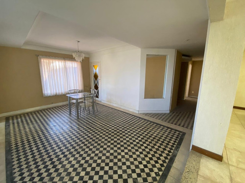 Casa Em Quitandinha, Petrópolis/rj De 400m² 4 Quartos Para Locação R$ 18.000,00/mes - Ca913172