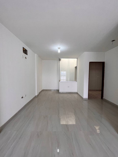 Imagen 10 de 14 de Lp Casa A Estrenar En La Urbanización El Campo Barrio Boliva