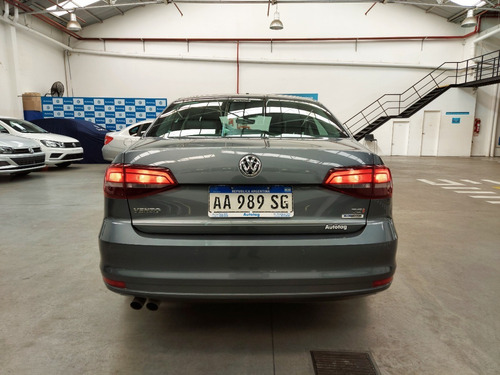 Imagen 3 de 15 de Volkswagen Vento 1.4 Highline