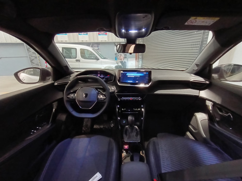 Peugeot 2008 1.0T Allure