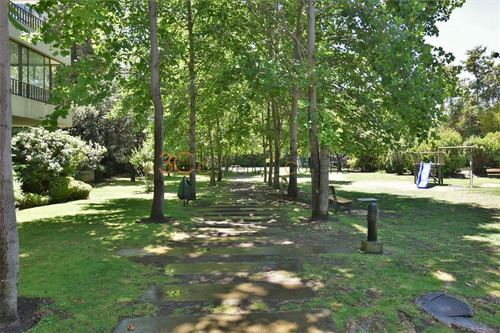 Parque Privado / Las Condes / Cantagallo
