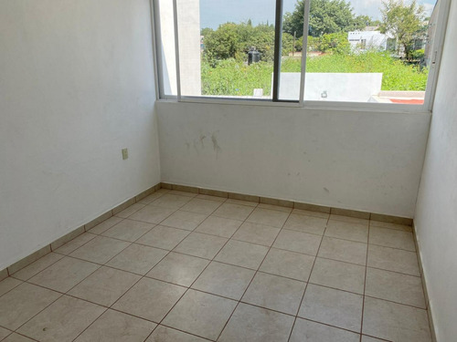 Vendo Amplia Casa Con Buena Distribución Y Gran Jardín En Cuautla Morelos