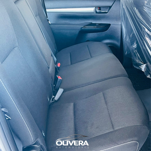 Imagen 14 de 22 de Toyota Hilux Srv 4x4 Diesel 0km - Olivera Automotores