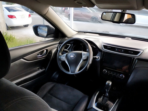 Nissan X-Trail 2.5 Advance 2 Row Mt