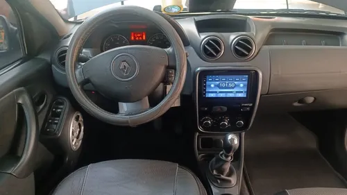Renault Duster DYNAMIQUE MT 2000CC 4X2