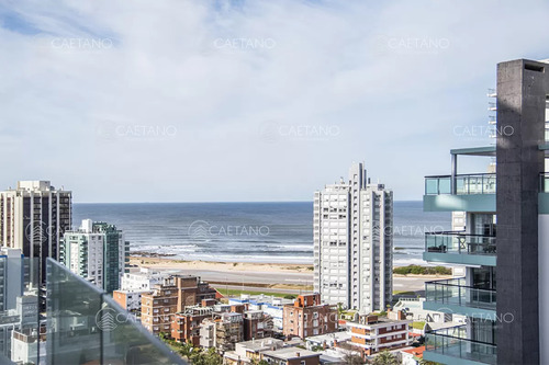 Hermoso Departamento En Venta Con Agradable Vista