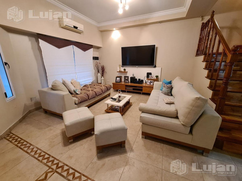 Imagen 1 de 30 de Fonrouge Al 1000 Hermosa Casa Con Cochera, Patio, Sauna Y Sum