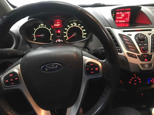 Ford Fiesta Kinetic Design 1.6 Design 120cv Titanium 2011