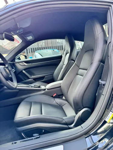 Porsche 911 Carrera 2024