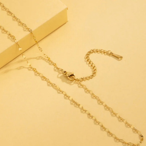 Collar De Labios De Acero Inoxidable Chapado En Oro 18k Dama