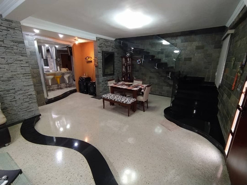 Imagen 15 de 29 de Se Vende Espectacular Y Moderna Quinta En El Limon Zona Norte De Aragua Buena Zona De Montaña Precio De Oportunidad 04243785803