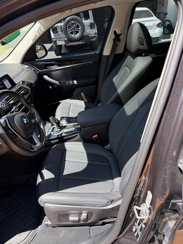 BMW X3 2.0 sDrive20iA At