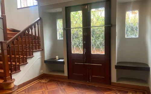 Casa En Venta En Quinta Camacho. Cod V10040015