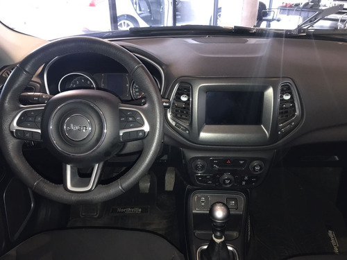 Imagen 10 de 13 de Jeep Compass 2.4 Sport 2018 Usada Premium Contado