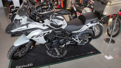 Imagen 12 de 18 de Benelli Trk 502 X