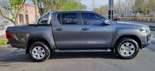 Toyota Hilux 2.8 Cd Srv 177cv 4x2