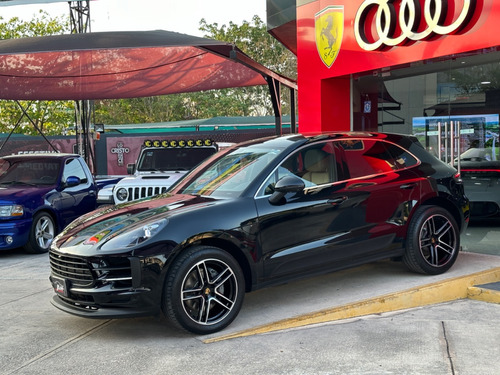 Porsche Macan S