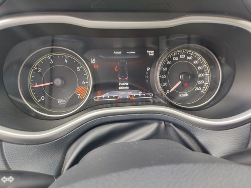 Imagen 12 de 12 de Jeep Cherokee 2014 2.4 Limited Premium Plus