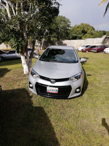Imagen 8 de 13 de Toyota Corolla S Plus