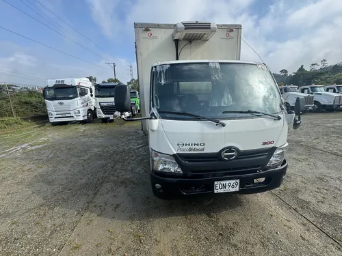 Hino 300 Dutro Refrigeración Nqr Npr 11500 Peso Báscula