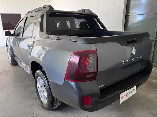 Imagen 12 de 24 de Renault Duster Oroch 2018 2.0 Dynamique Autoargentina