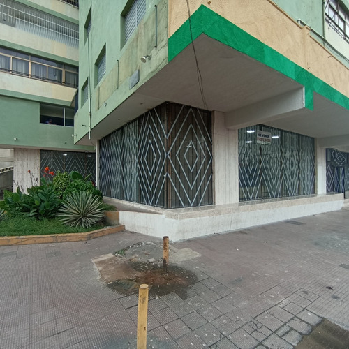 Imagen 12 de 12 de Vendo Local Comercial Excelente Ubicación Puerto La Cruz Calle Sucre Edo Anzoategui Vzla.